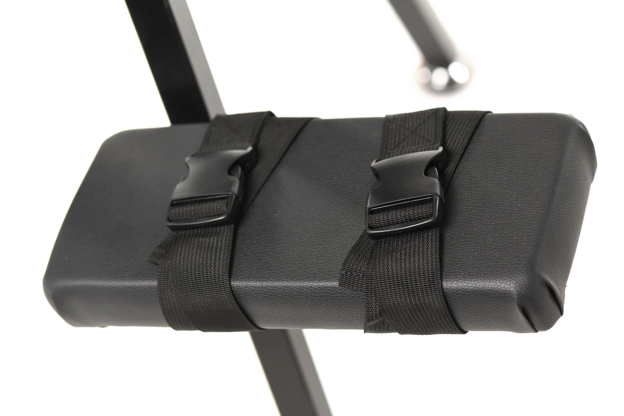 XR Brands - Obedience Bench Met Seksmachine - Zwart