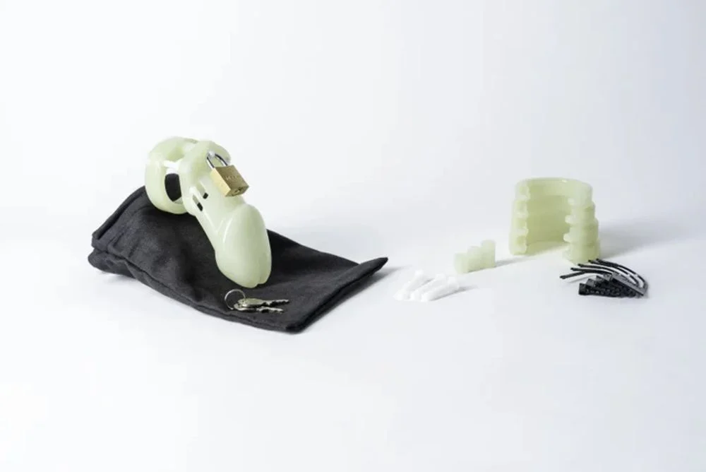 CB-X - Glow-in-the-dark Peniskooi