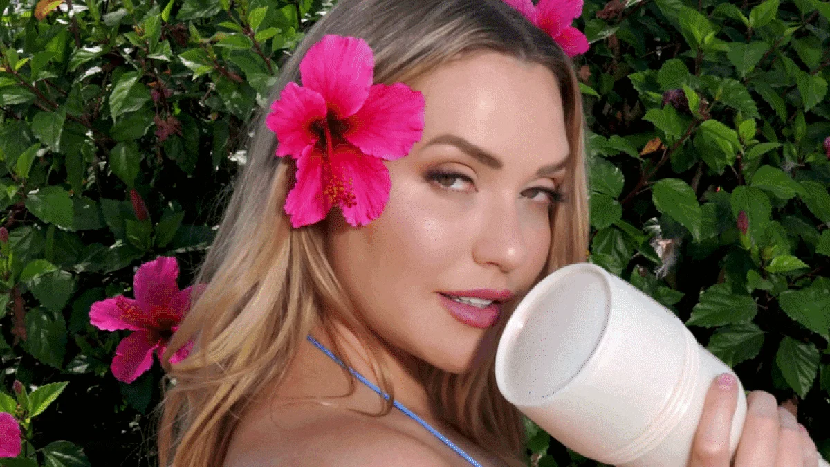 Fleshlight Girls - Mia Malkova Headshot