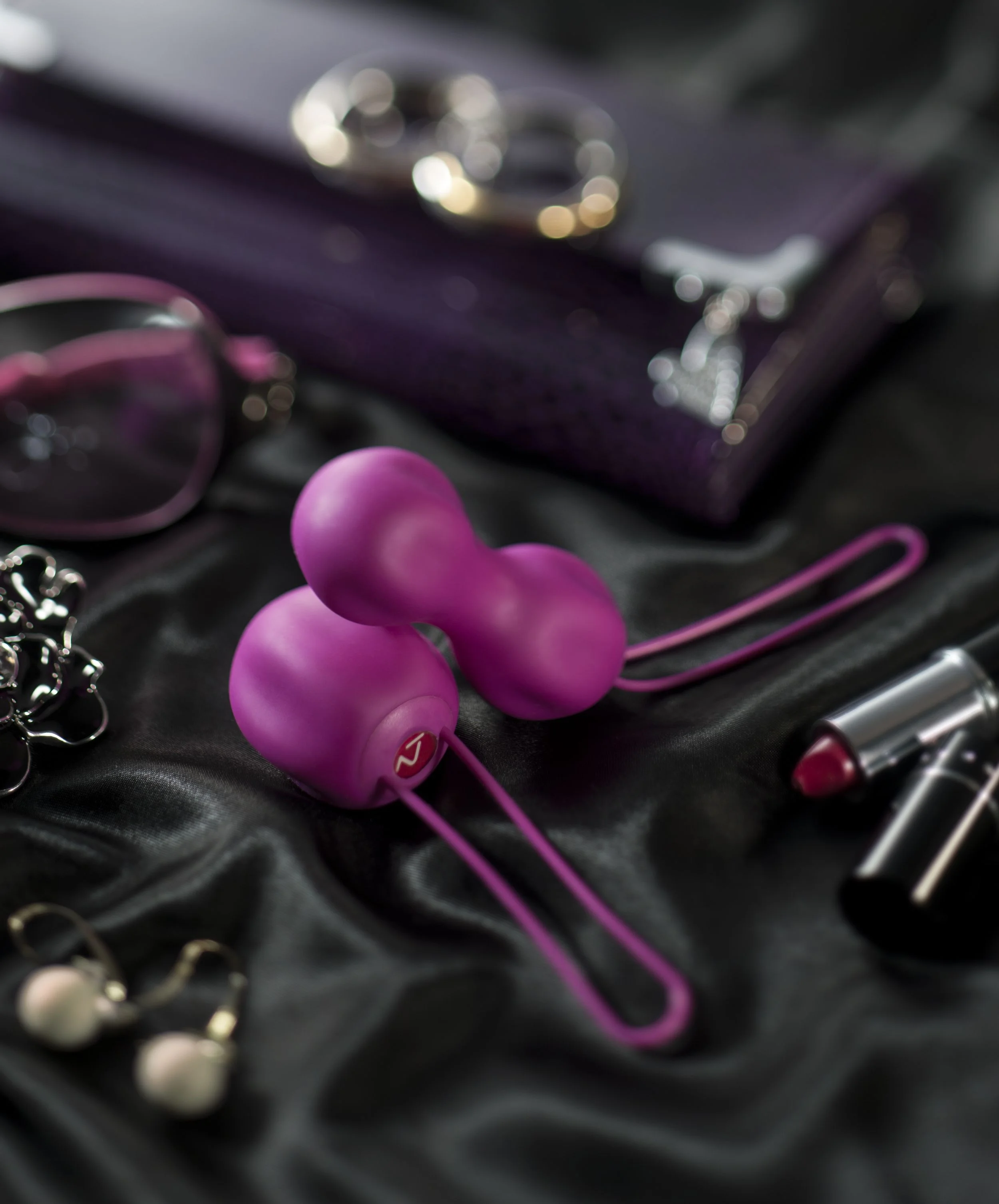 NOMI TANG – IntiMate Kegel Set – Magenta